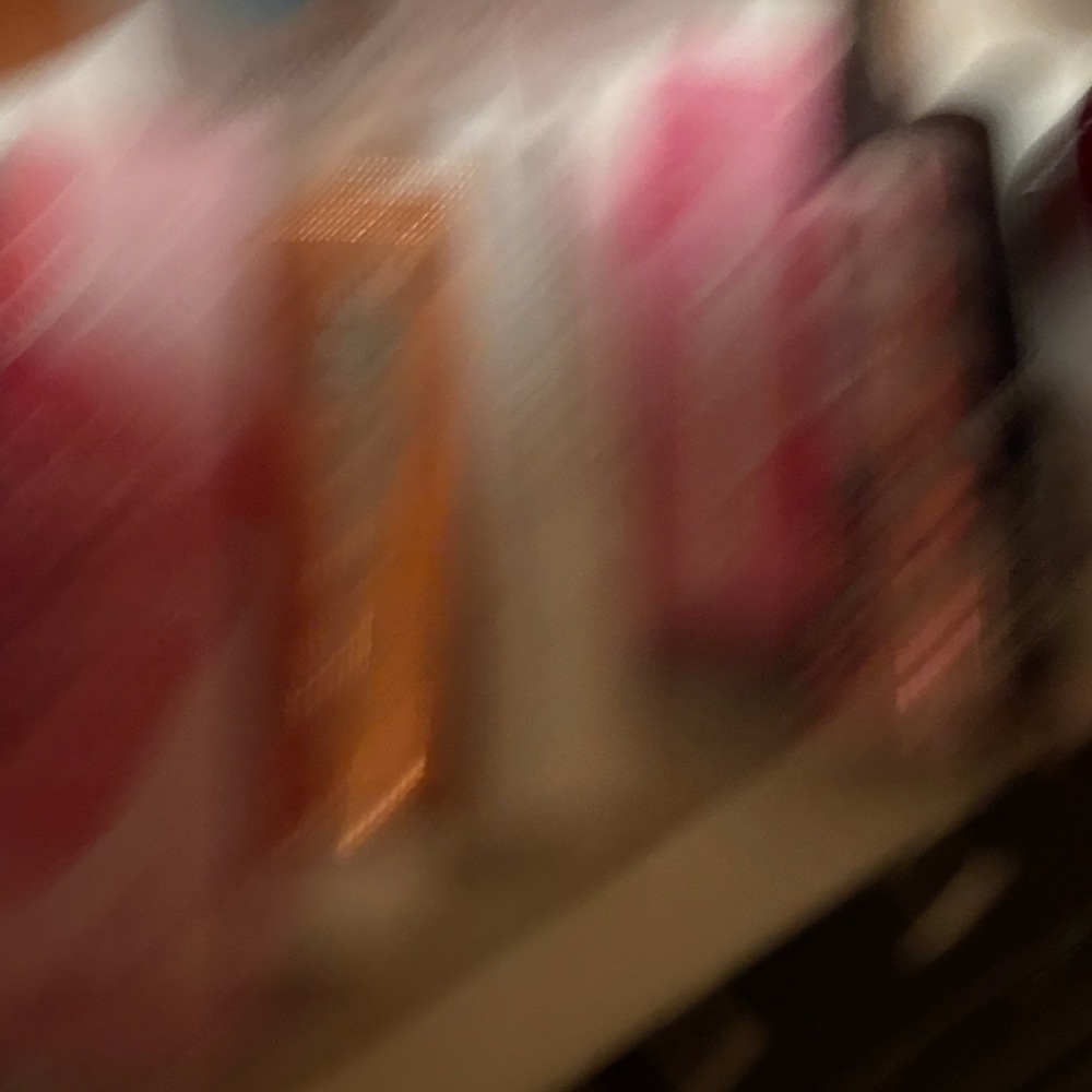 The Ultimate Luxury Beauty Discovery Collection - Picture 5 of 7